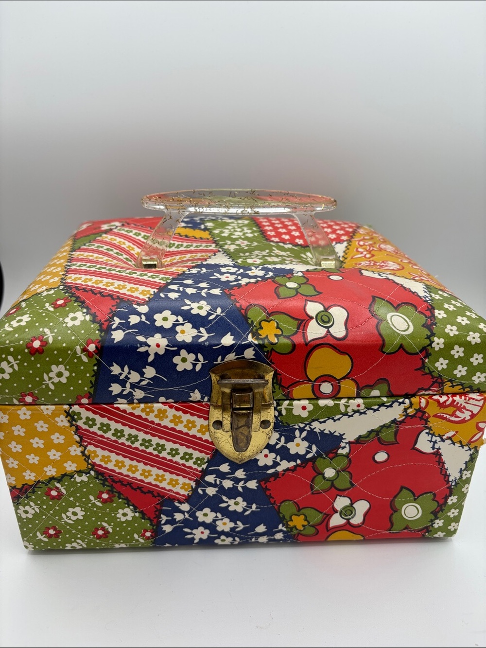 Vintage Colorful Patchwork Floral Sewing Quilted Box w/ lucite handle and cats!